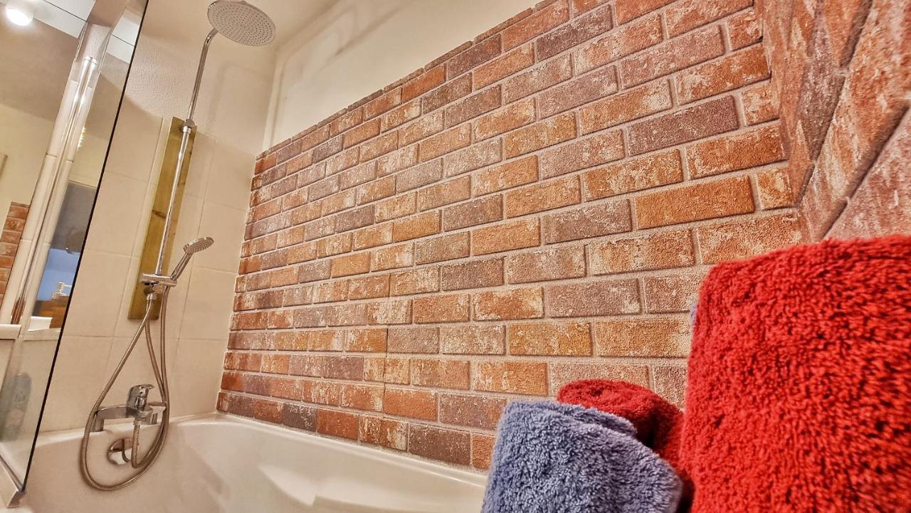 Le Stan - Centre - Parking - Exterieur - Fibre - Relax Bnb 콜마 외부 사진
